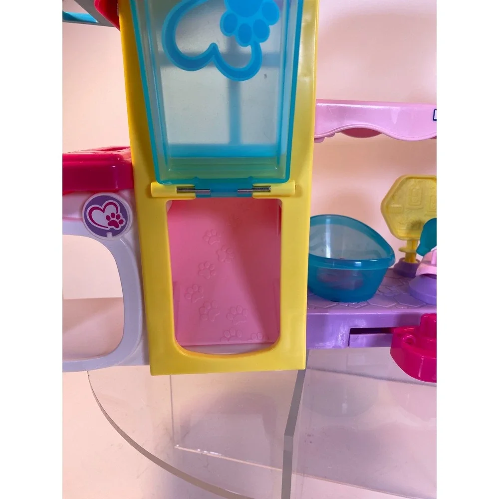 Fisher Price Little People Barbie Play And Care Pet Spa Playset Animal Figures